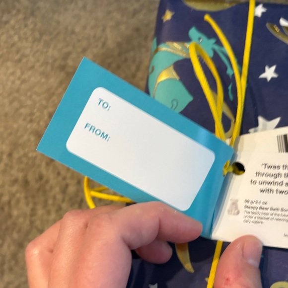 Lush Sleepy Bear Bomb and Bubble Bar Blue and Gold Gift Wrap with Yellow Ribbon - Picture 4 of 7